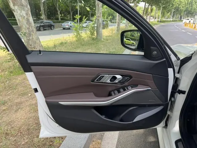BMW BMW i3 eDrive40L Yao Ye Set