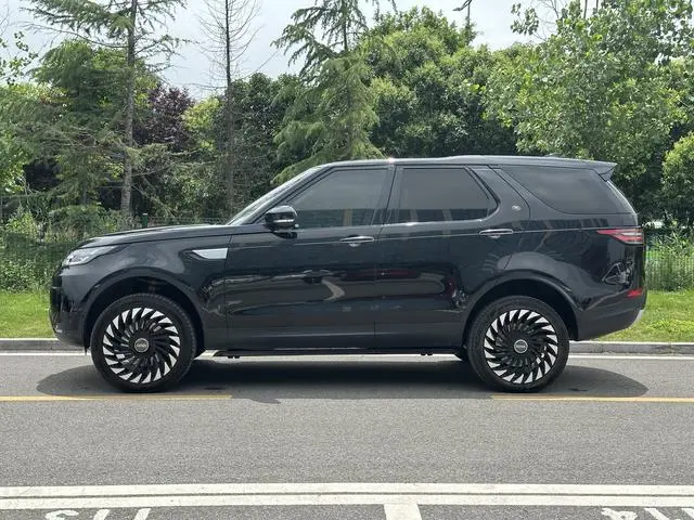 Land Rover discover 3.0 V6 HSE LUXURY
