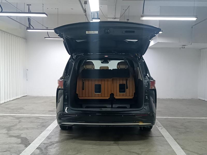 Toyota Sienna 2023