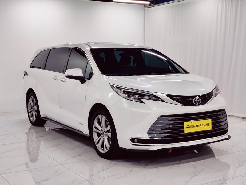 Toyota Sienna 2023