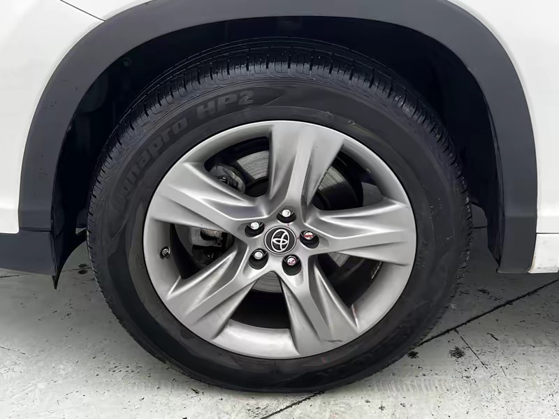 Toyota Highlander 2021