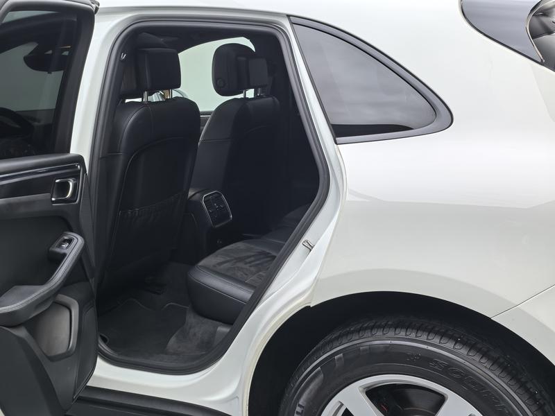 Porsche Macan 2016