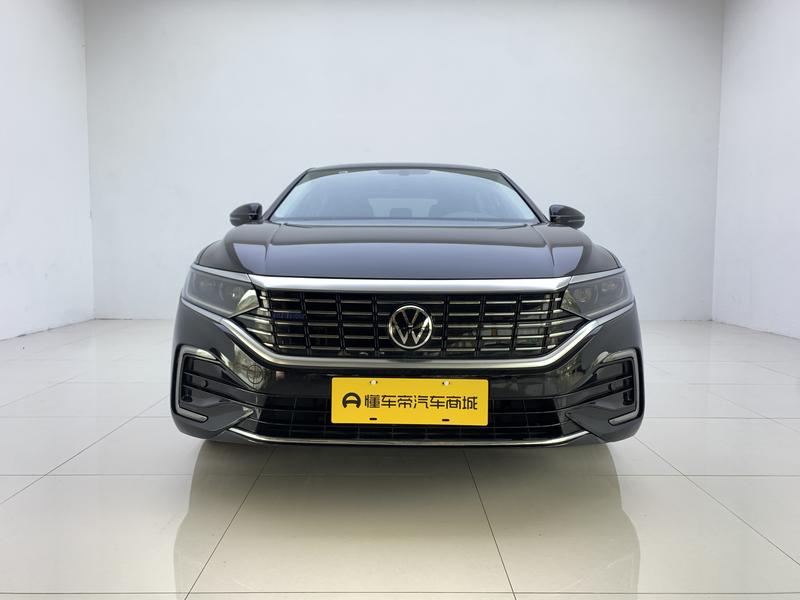 Volkswagen Passat PHEV 2022