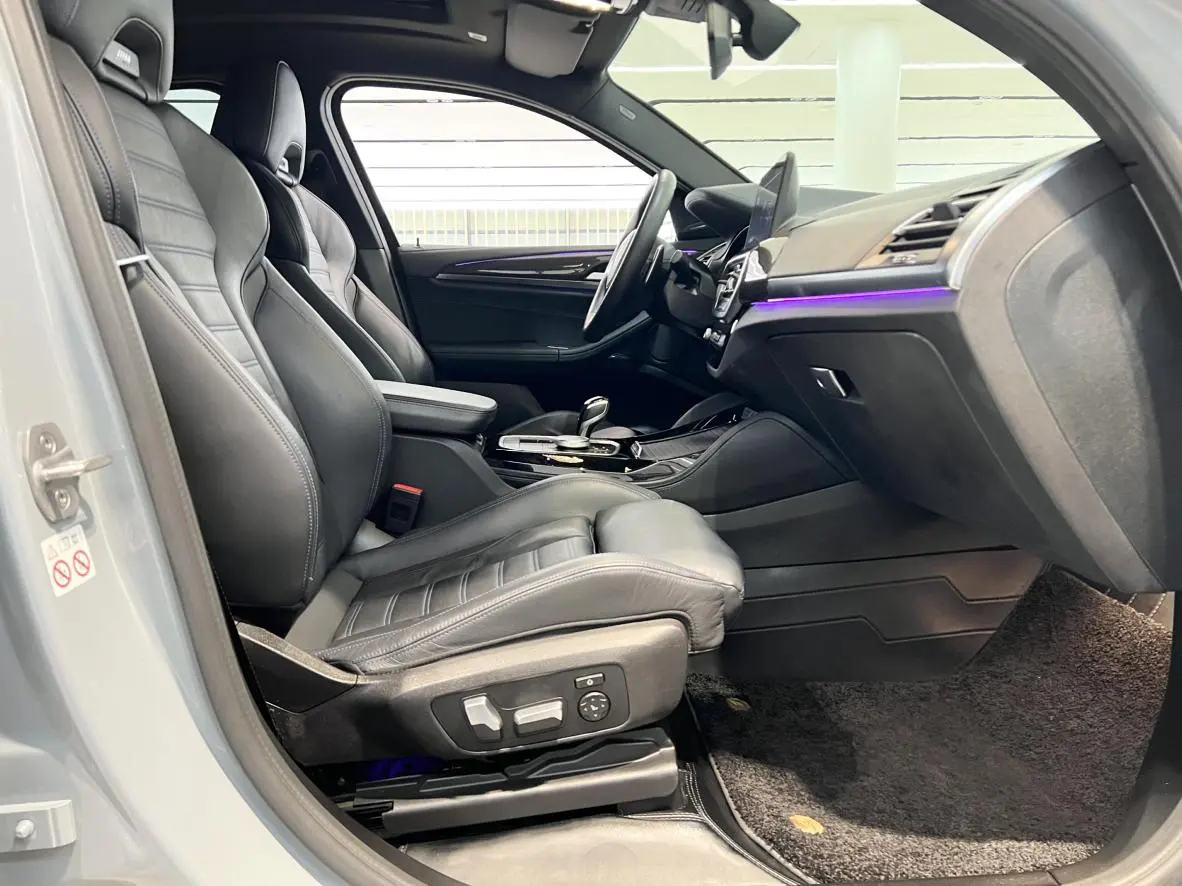 BMW BMW X4 M40i