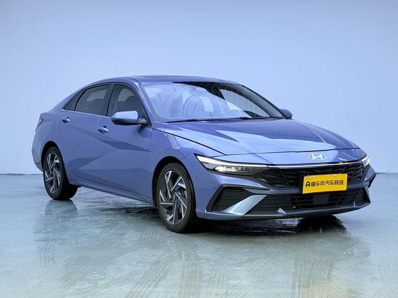 Hyundai Elantra 2023