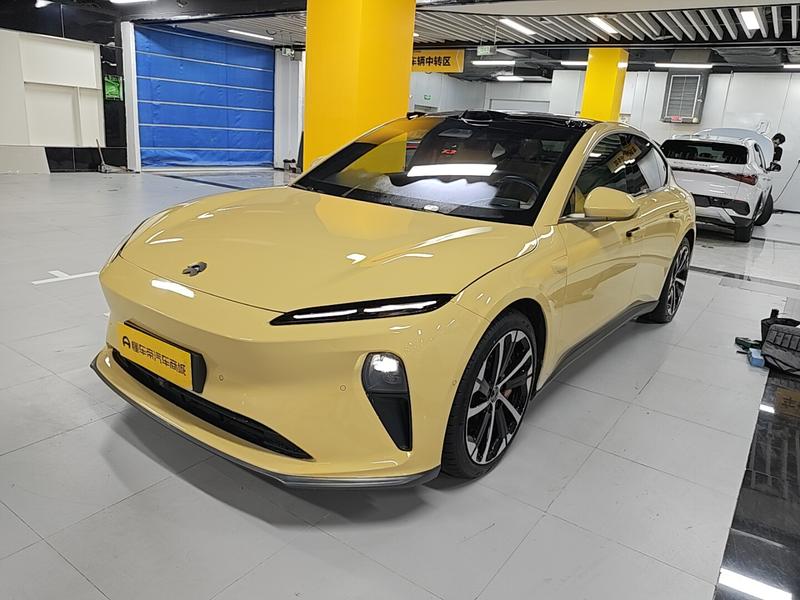 NIO NIO ET5 2022