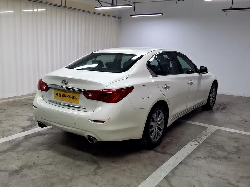 Infiniti Infiniti Q50L 2015