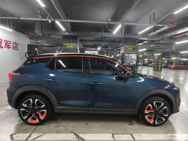 LYNK & CO Lynk 06 1.5T Yao Halo