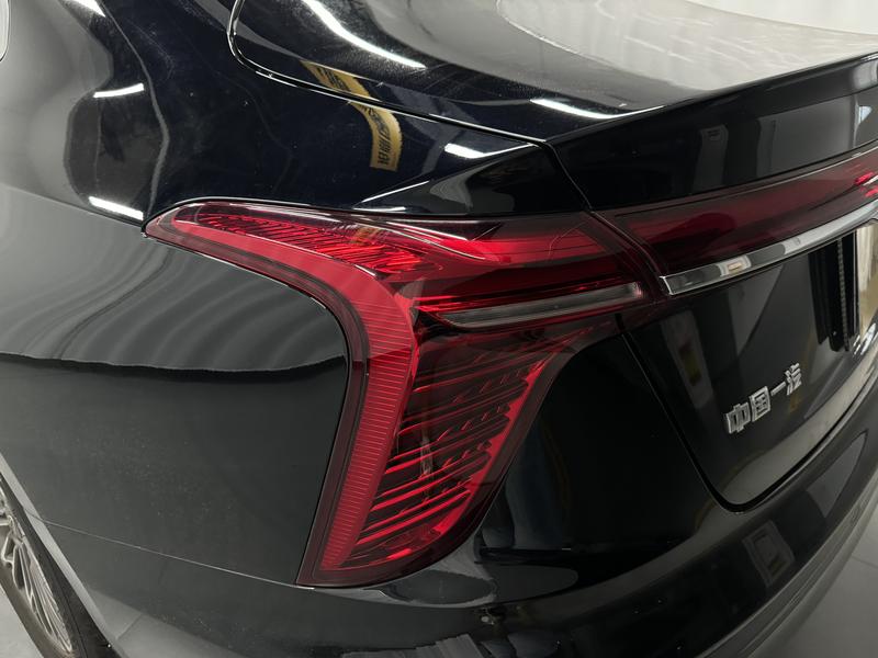 Hongqi Red Flag H5 2025