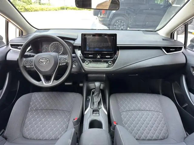 TOYOTA Asian lion 2.0L Premium Edition