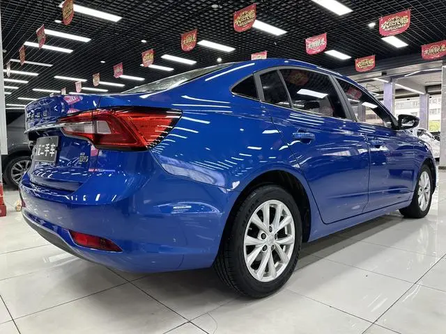 Roewe Roewe i5 1.5L automatic 4G Interconnection Linghao Version