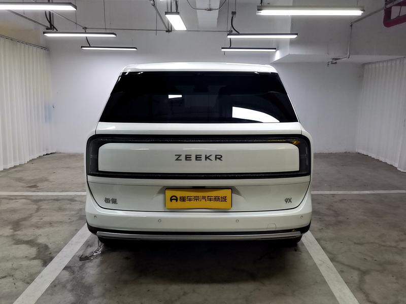 Zeekr ZEEKR 9X 2025