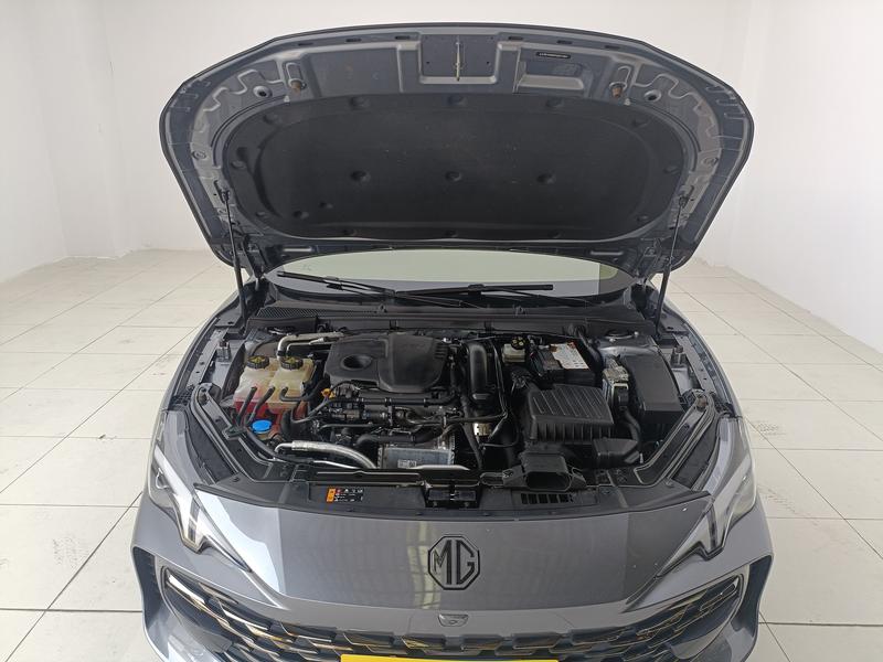 MG MG7 2023