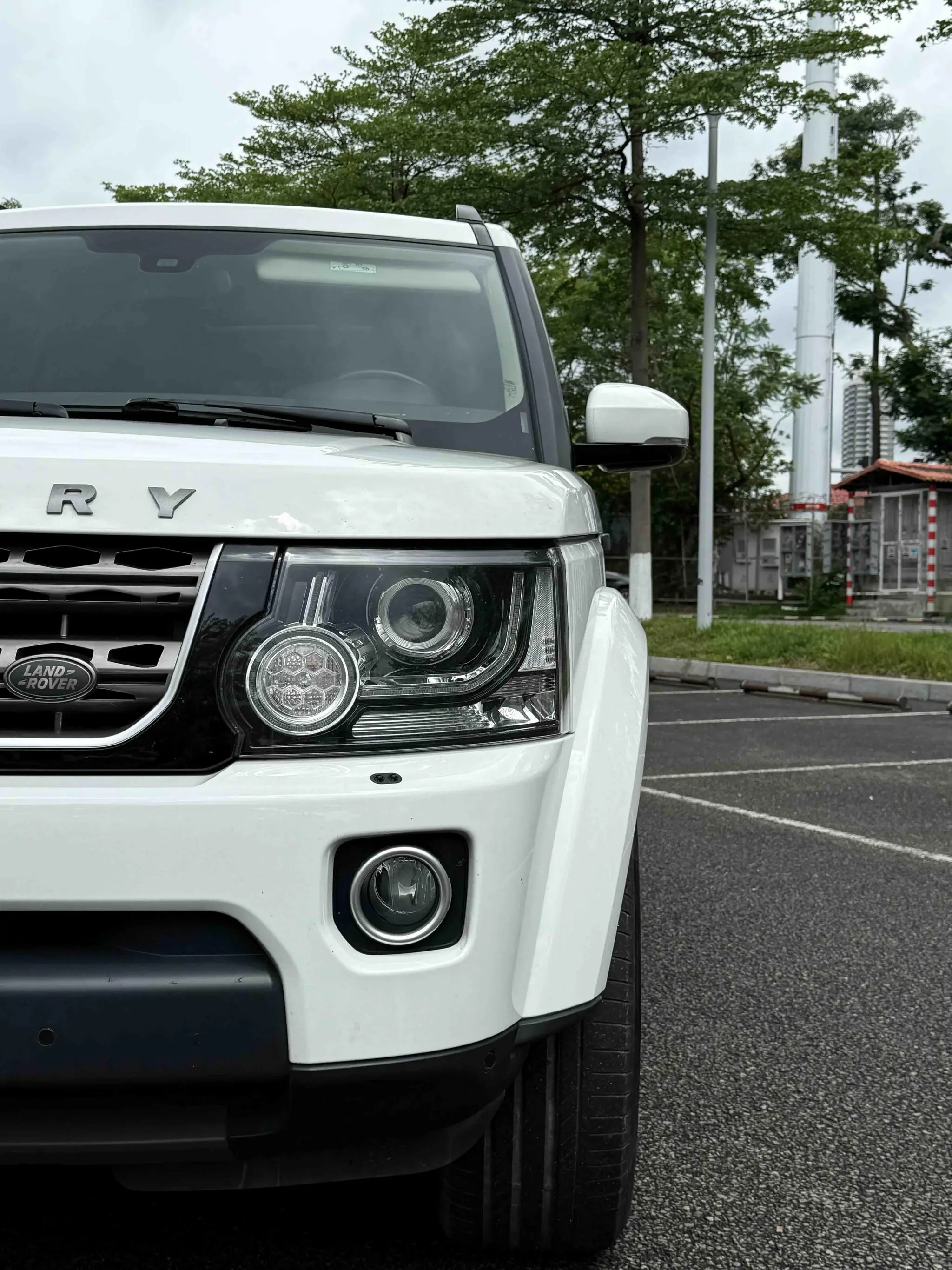Land Rover discover 3.0 SC Yao Black Collector's Edition SE