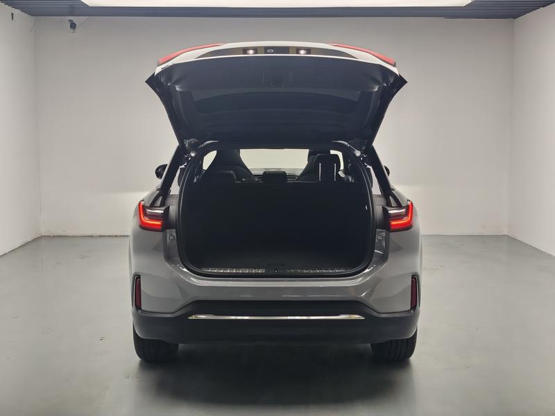 NIO NIO ES6 2020