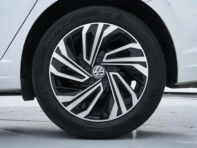 Volkswagen Sagitar 280TSI DSG Beyond Edition