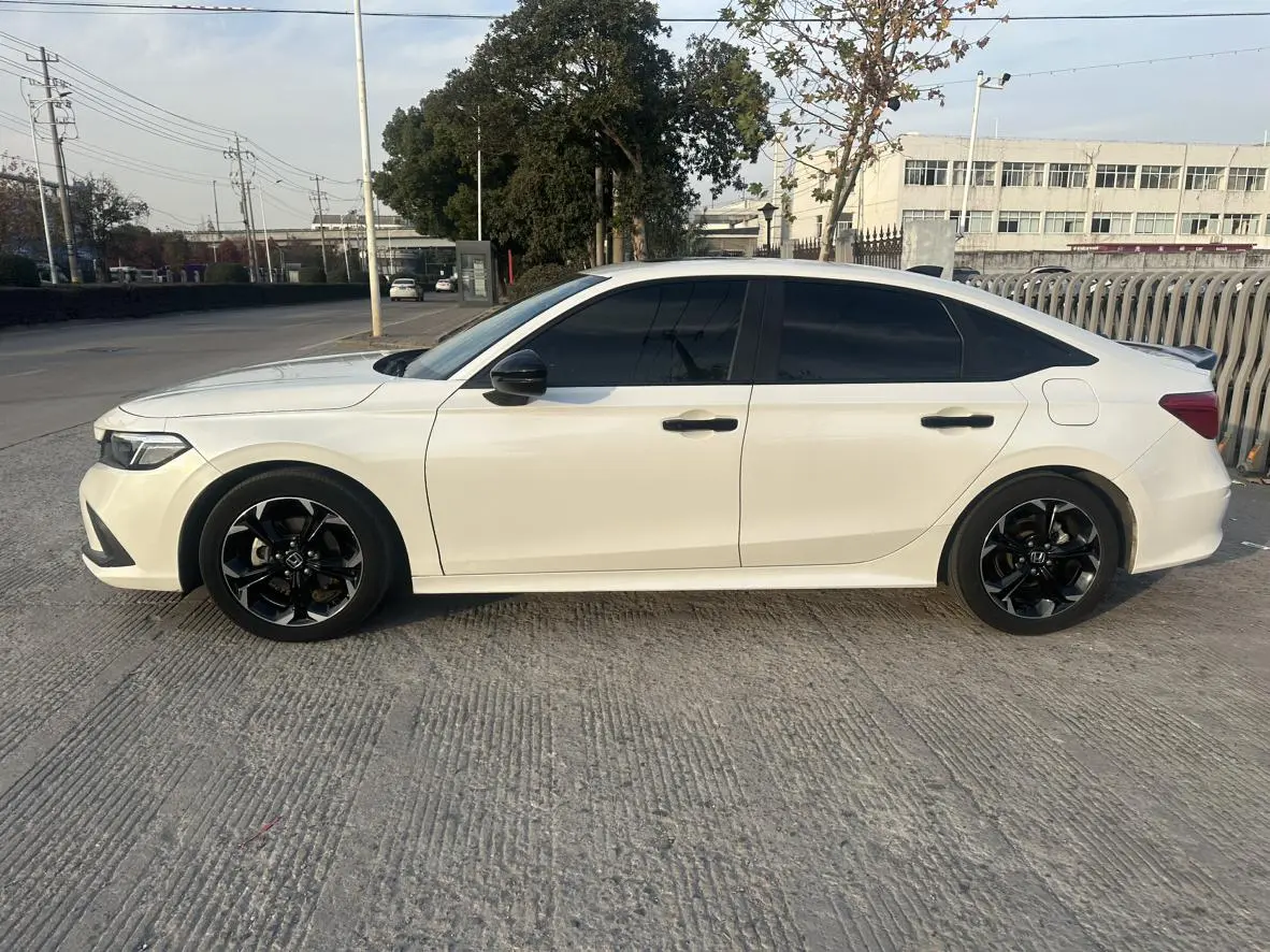 Honda Civic 240TURBO CVT combustion version
