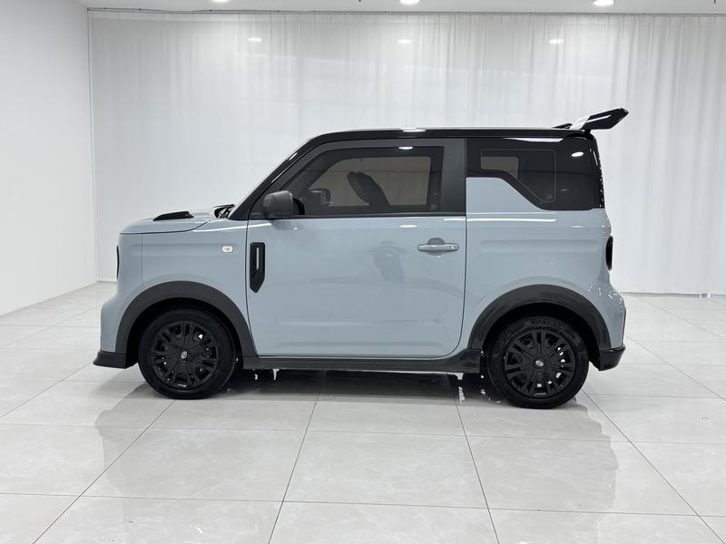 Geely Galaxy panda 2025