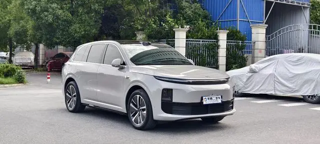Li Auto Ideal L6 Max version
