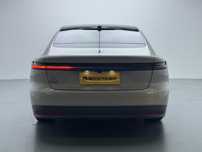NIO NIO ET7 2021
