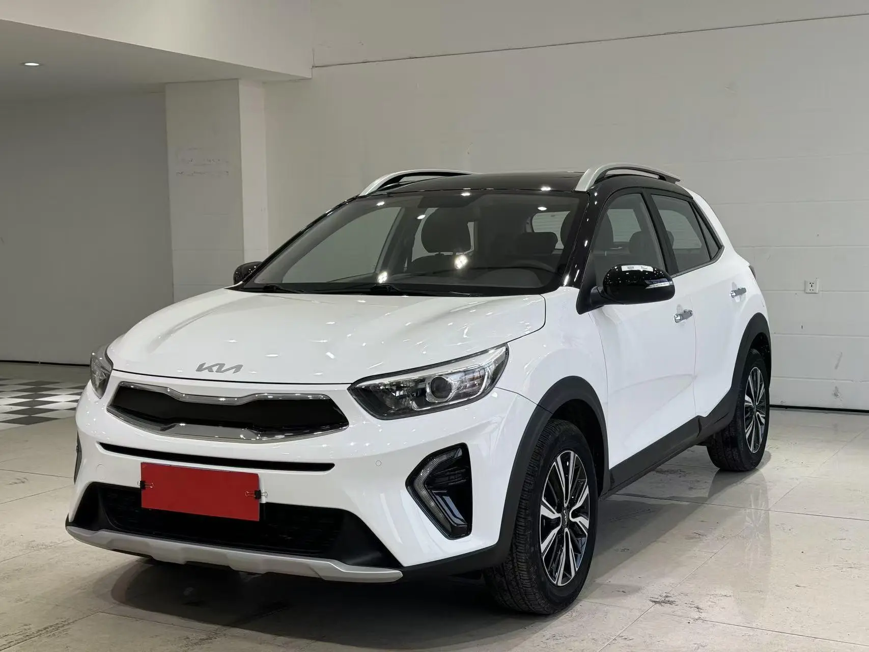 Kia Yi Ran 1.4L CVT fun enjoy sunroof model