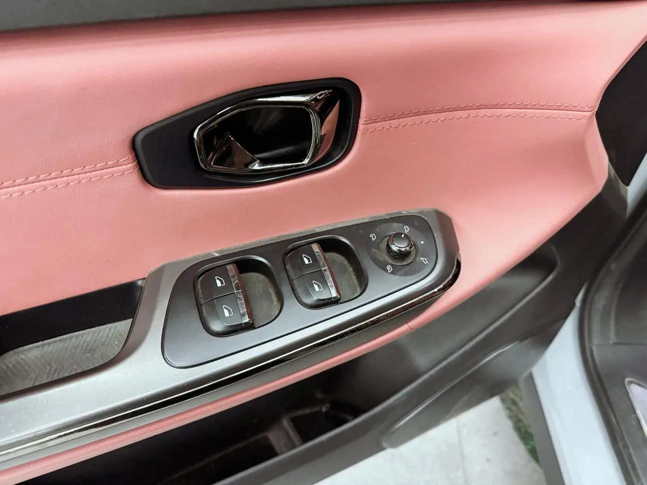 NIO Nio EC6 605KM sports version