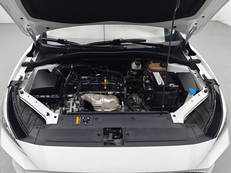 MG MG5 2021