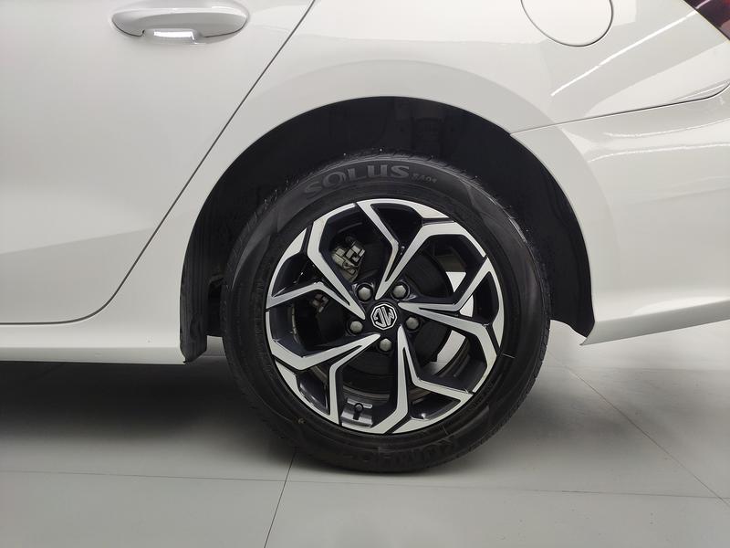 MG MG5 2022