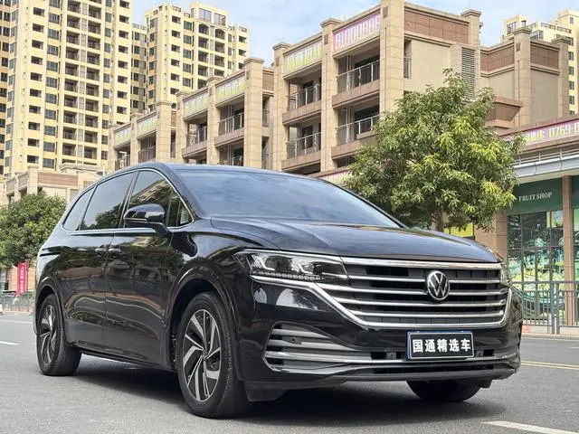Volkswagen Weiran 330TSI Deluxe Edition