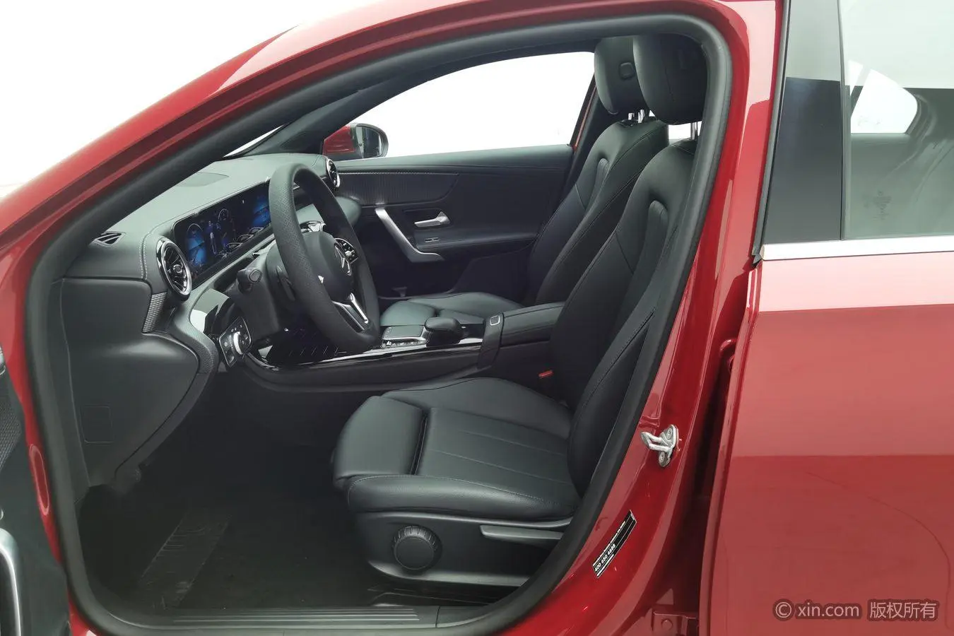 Mercedes-Benz Mercedes-Benz A-class A 200 L sports sedan dynamic Version