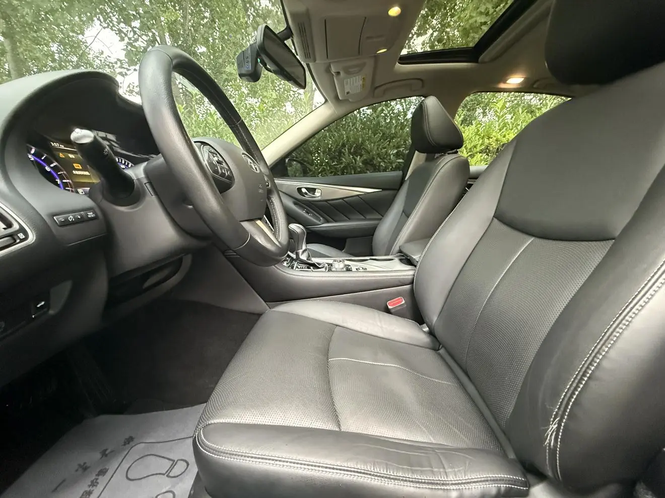 Infiniti Infiniti Q50L 2.0T Yixiang Edition Country V
