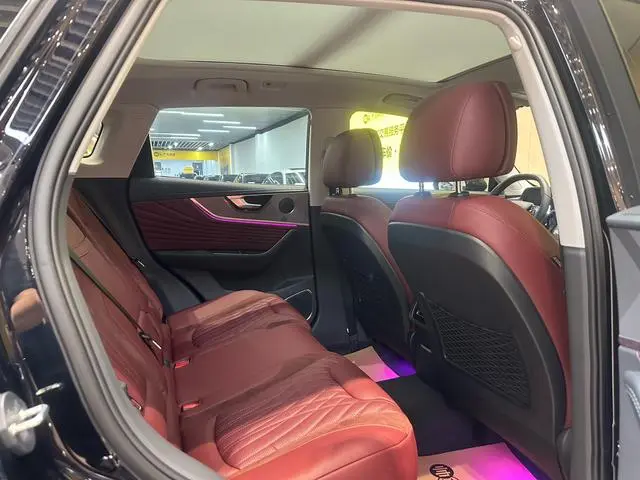 Hongqi Hongqi HS5 2.0T Qixiang Pro 500,000 Commemorative Edition