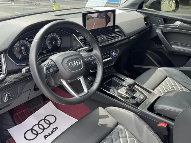 Audi Audi Q5L Sportback 45 TFSI Premium selection
