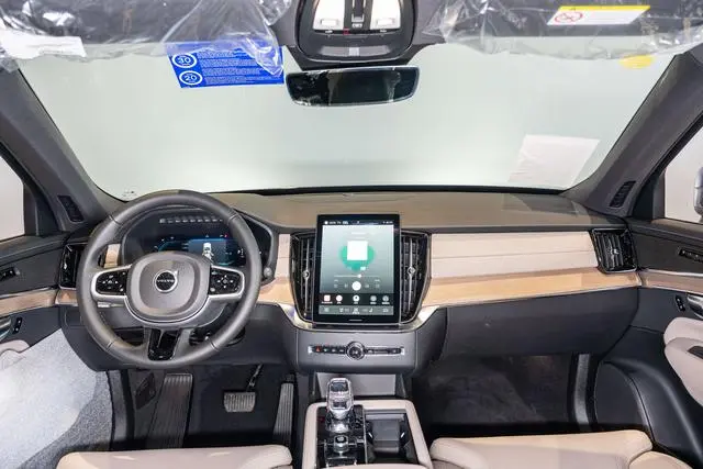 Volvo Volvo XC90 PHEV Facelifted E-drive hybrid T8 long battery life Zhiyuan Deluxe Edition 7-seater