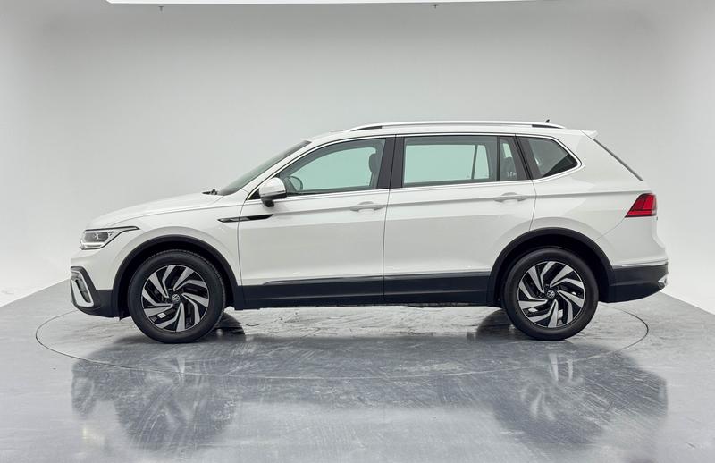 Volkswagen Tiguan L 2022