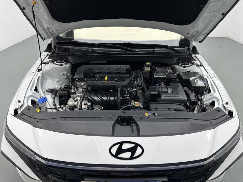 Hyundai Elantra 2023