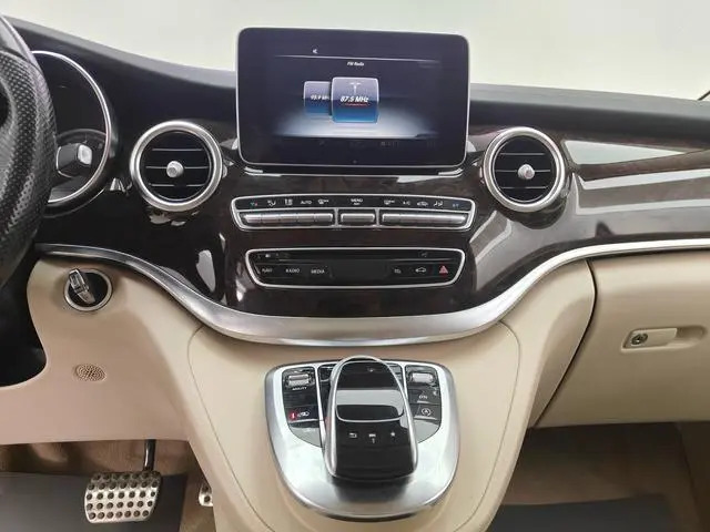 Mercedes-Benz Mercedes-Benz V-class V 260 Premium Edition