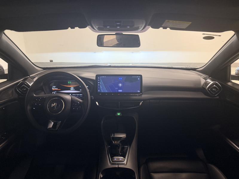 MG MG5 2025