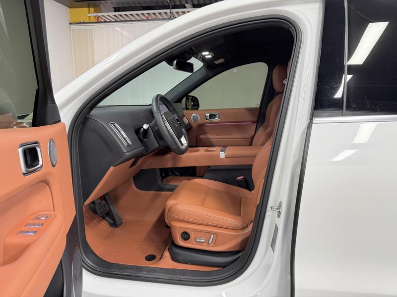 Li Auto Ideal L6 2024