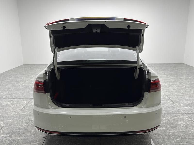 Volkswagen Bora 2021