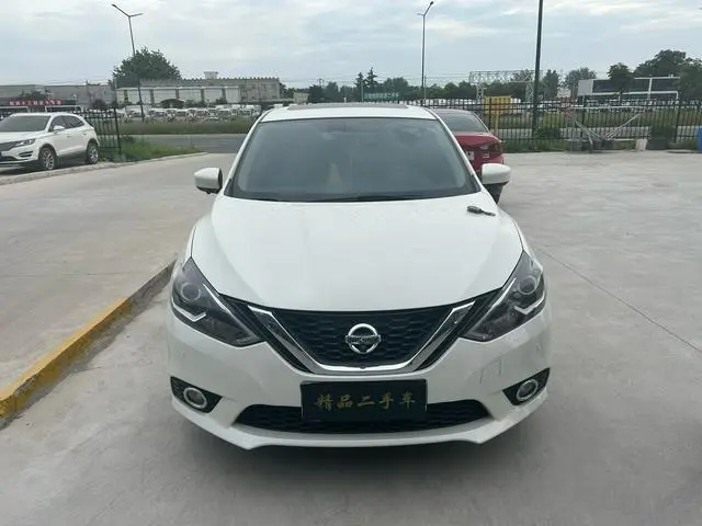 Nissan Xuan Yi Classic 1.6 XL CVT Deluxe Edition