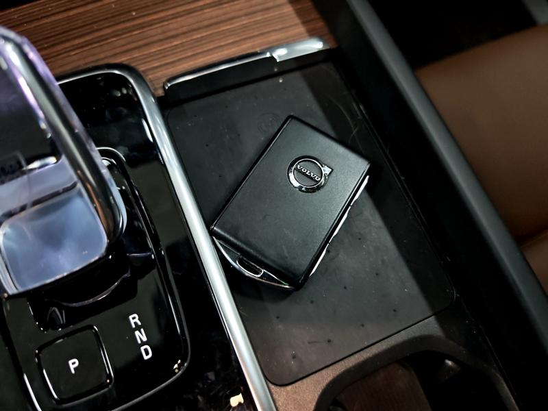 Volvo Volvo XC60 PHEV 2025