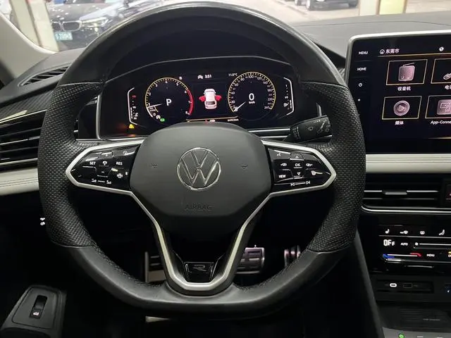 Volkswagen Tiguan L 330TSI automatic two-wheel drive R-Line Premium edition