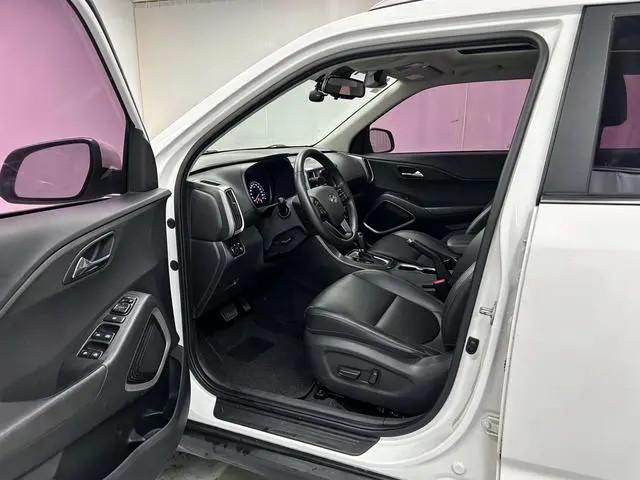 Hyundai Hyundai ix35 2.0L automatic two-wheel drive Zhiyong*Changlian version
