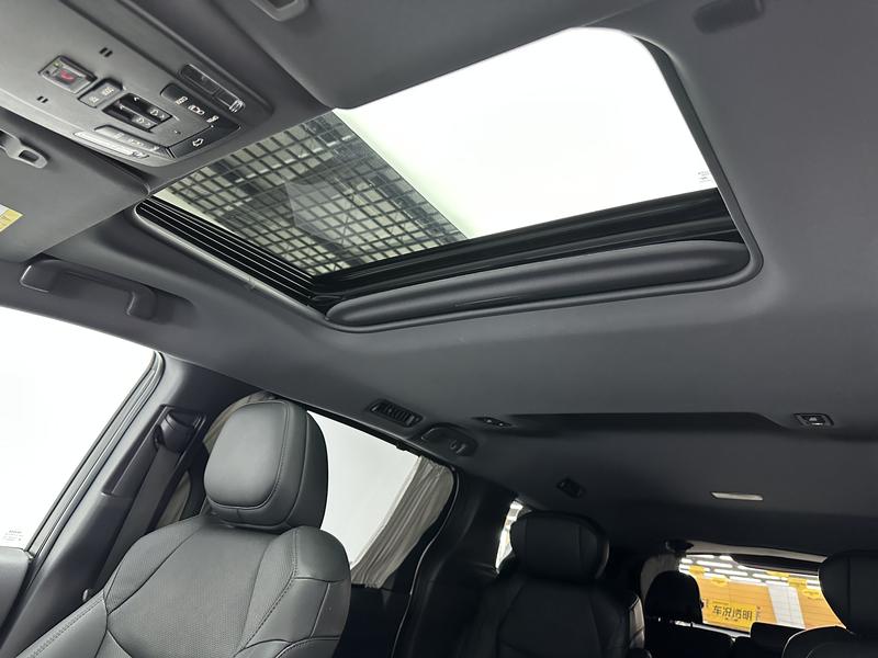 Toyota Sienna 2023