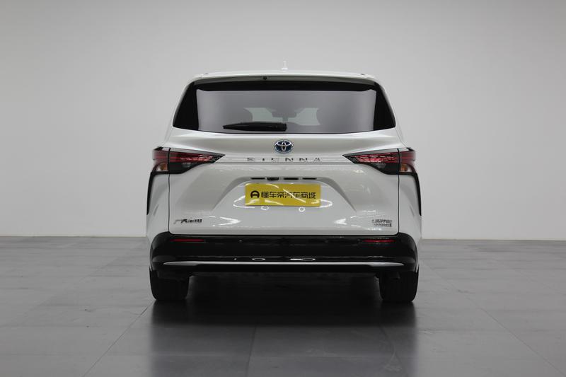 Toyota Sienna 2023