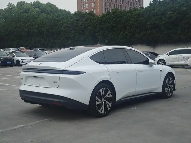 NIO Nio ET5 75kWh