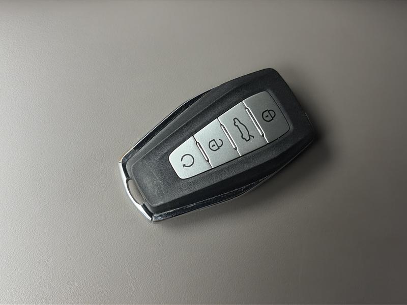 Geely Boyue L 2025