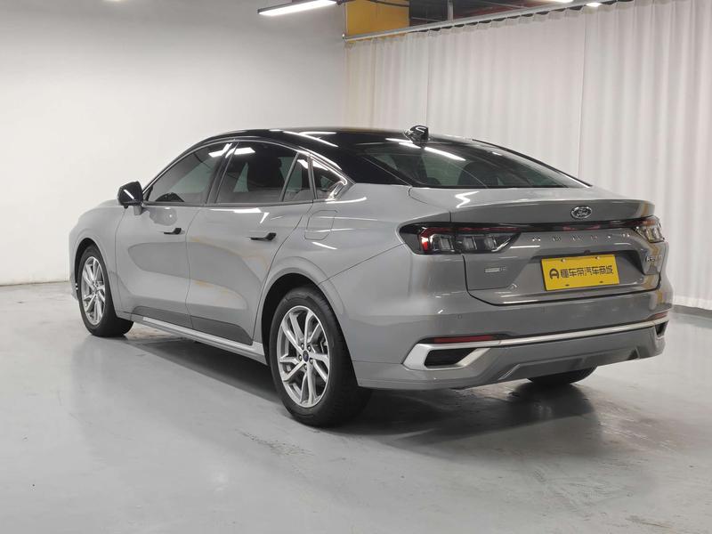 Ford Mondeo 2022