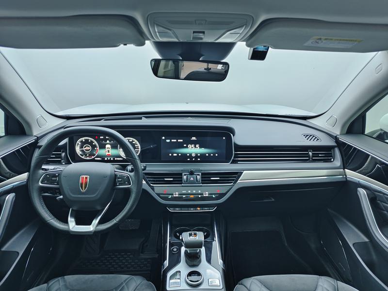 Hongqi Red Flag HS5 2019